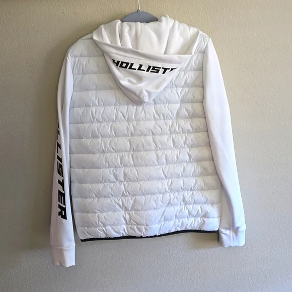 Hollister White Quilted Jacket - Size  S - Picture 2 of 8
